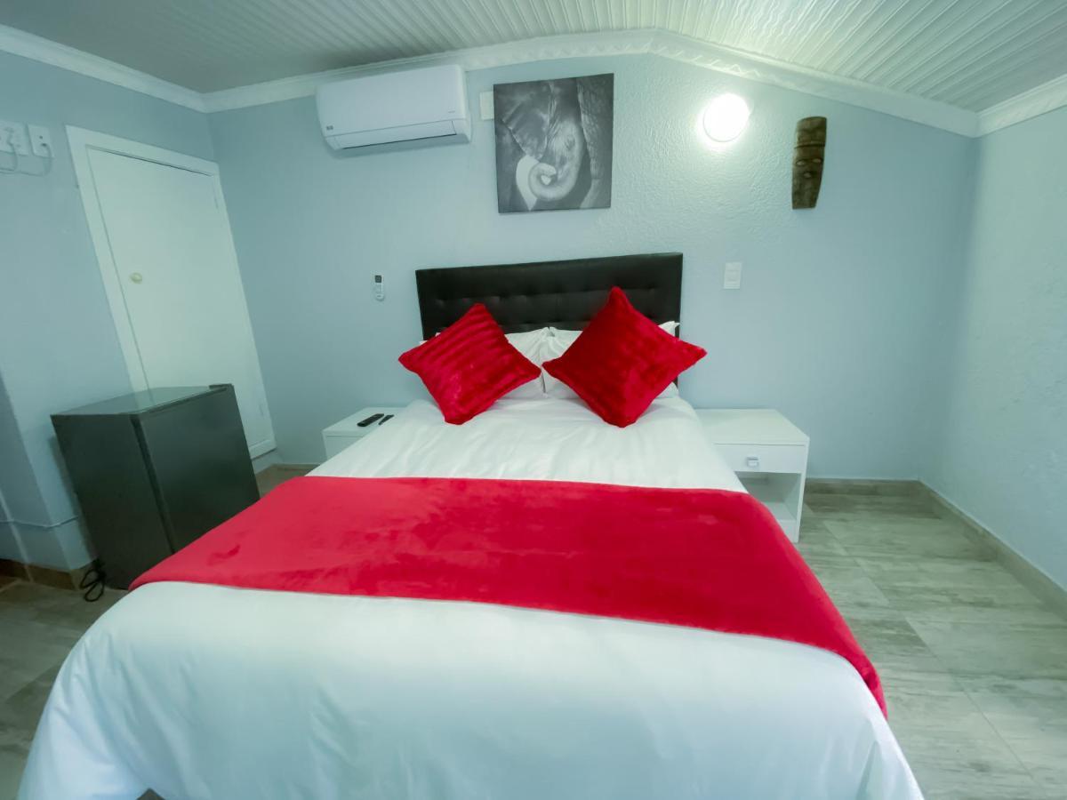 יוהנסבורג Kv Luxury Guest House מראה חיצוני תמונה