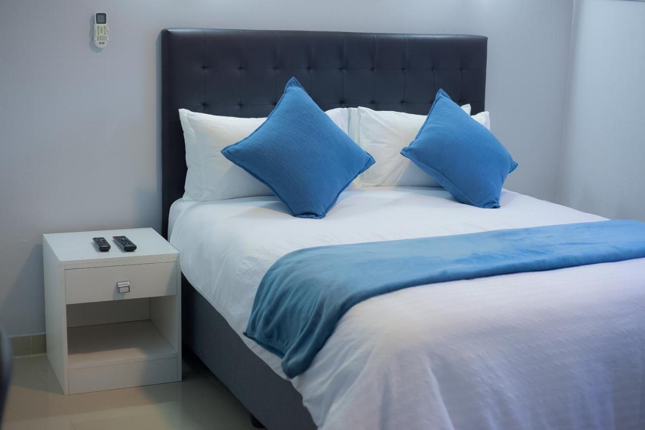 יוהנסבורג Kv Luxury Guest House מראה חיצוני תמונה