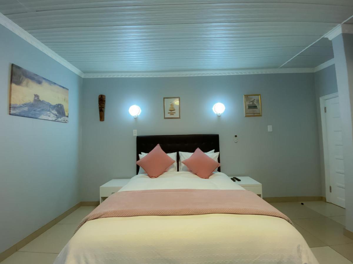 יוהנסבורג Kv Luxury Guest House מראה חיצוני תמונה
