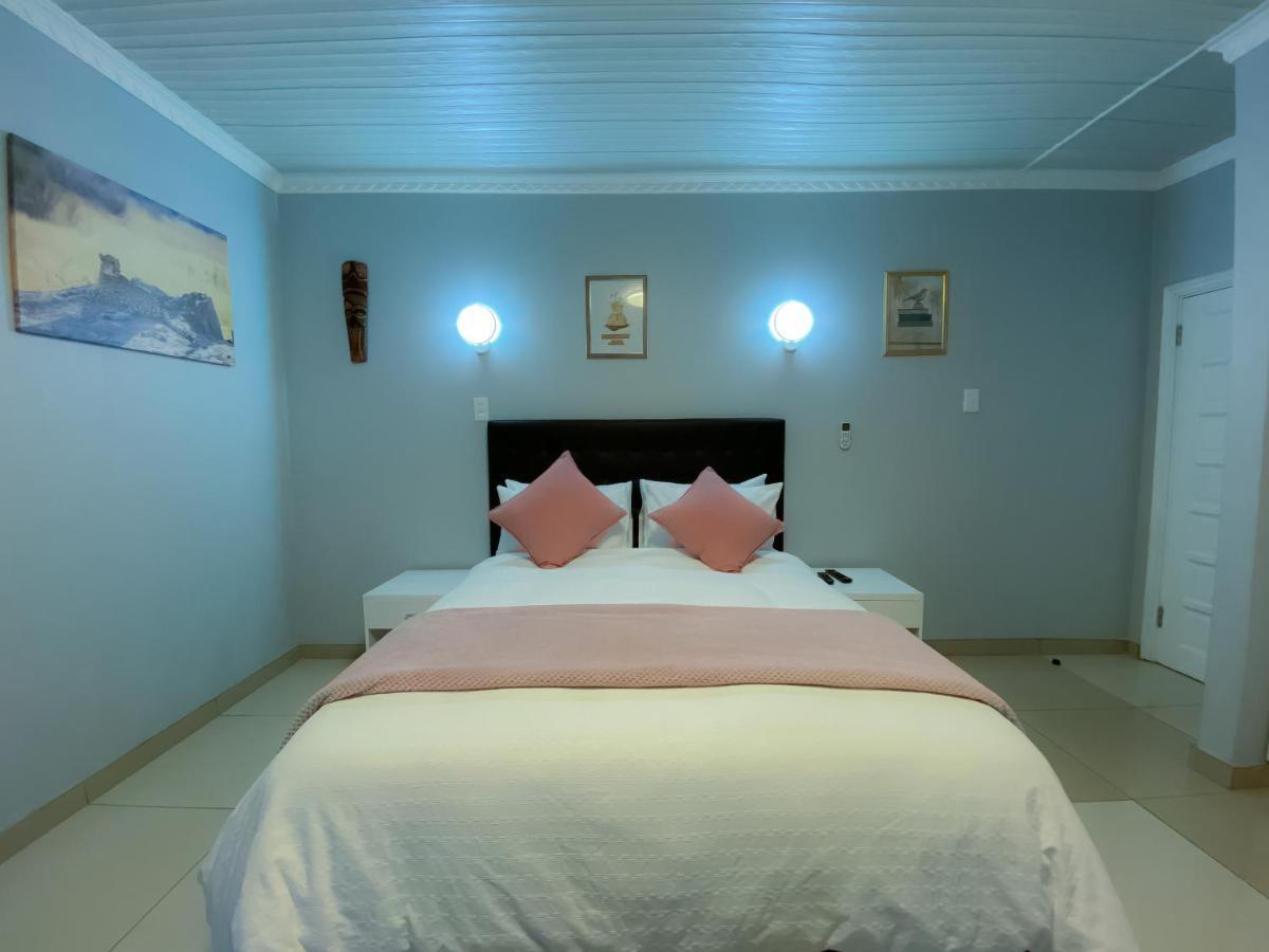 יוהנסבורג Kv Luxury Guest House מראה חיצוני תמונה