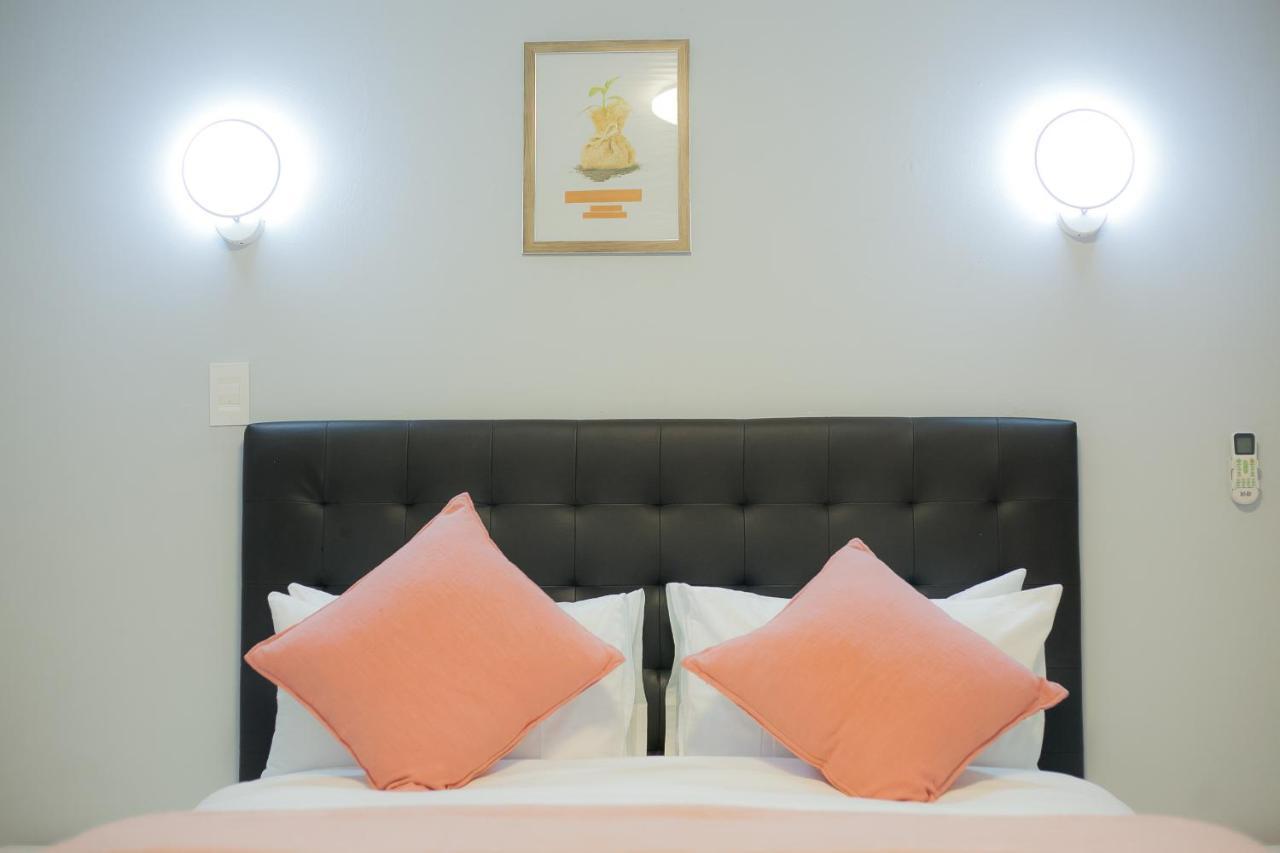 יוהנסבורג Kv Luxury Guest House מראה חיצוני תמונה